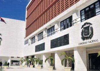 Ejecutivo promulga leyes de Alquileres y creación del Ministerio de Justicia