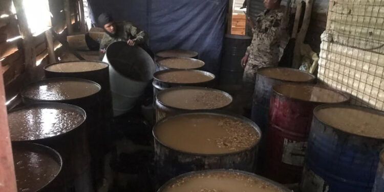 Ejército desmantela laboratorio clandestino de alcohol en Navarrete