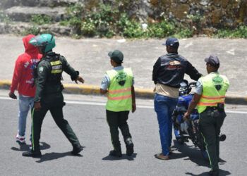 El 80% de motoristas en el país no usa casco protector