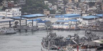 El estrecho de Taiwán, clave marítima y foco de tensión militar