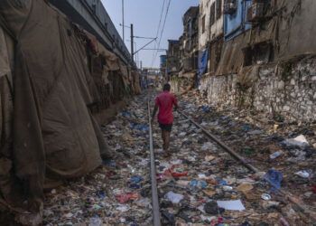 El mundo genera 51.7 millones de toneladas de desechos plásticos anuales