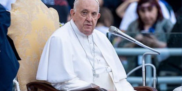 El papa afirma que interceder por la paz requiere involucrarse y asumir riesgos