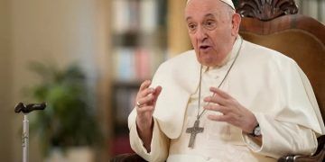 El papa Francisco lamenta la persecución de cristianos por su fe