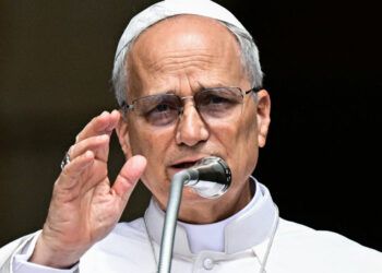 El papa León condena ataque en Gaza y pide fin de la guerra
