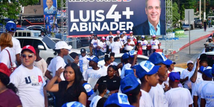 En Valverde, Luis Abinader destaca apoyo