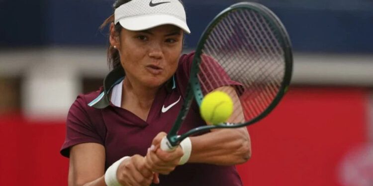 Emma Raducanu se baja del Abierto de Berlín por lesión de espalda
