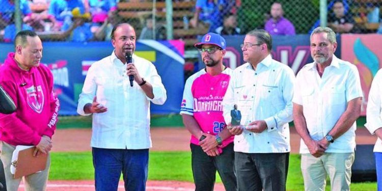 Emotividad y lágrimas en la apertura del torneo latino de pequeñas ligas