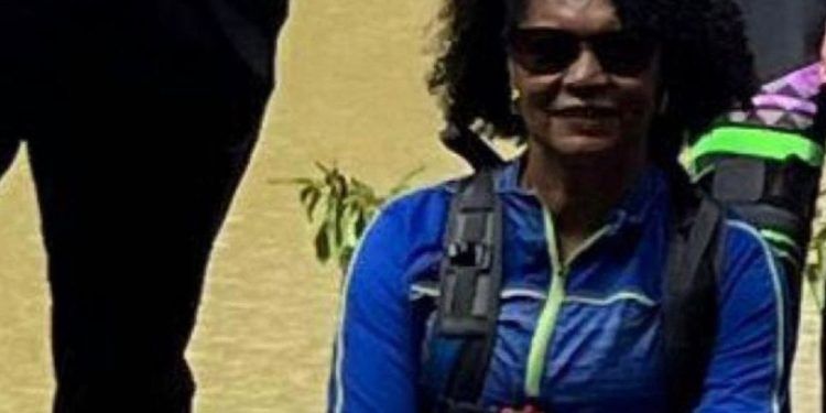 Encuentran con vida a senderista Trinidad de la Cruz