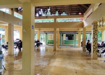 Escuelas en Hato Mayor sin profesores y con planteles deteriorados