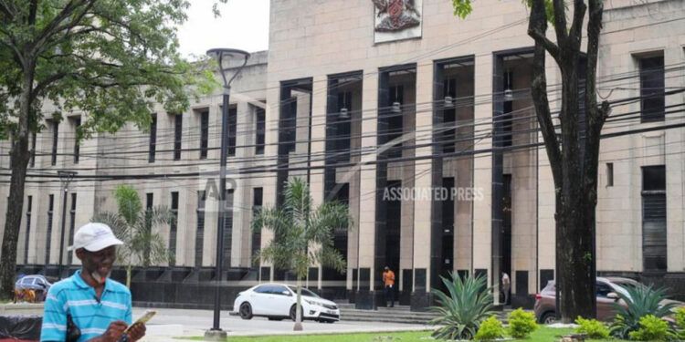Estado de emergencia en Trinidad y Tobago por violencia pandillera