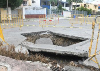 Excavaciones en la ciudad afectan derechos peatonales