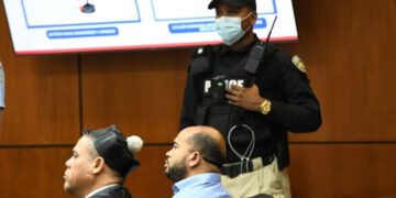 Expareja de diputada acepta extradición a EE. UU.