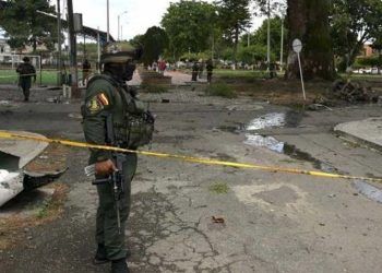 Explosión de cochebomba en Colombia deja tres muertos