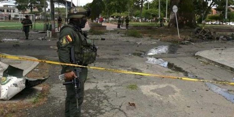 Explosión de cochebomba en Colombia deja tres muertos