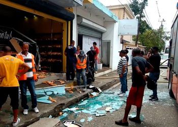 Explosión en panadería deja al menos cinco heridos graves en La Vega