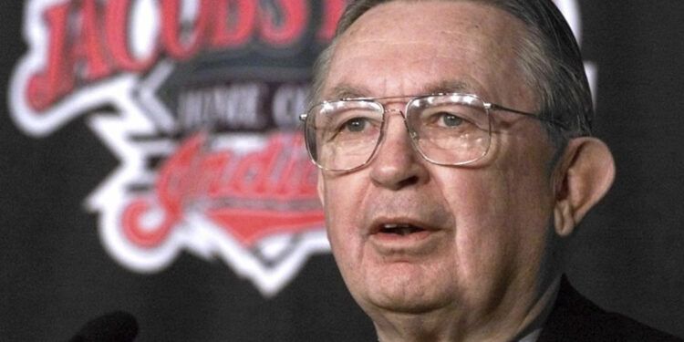 Fallece a los 94 años Lawrence Dolan, dueño de los Guardians
