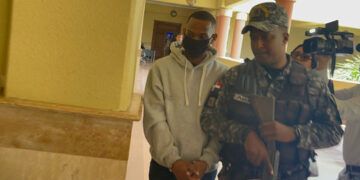 Familiares de Donelly Martínez apelarán tras condena de 15 años al policía