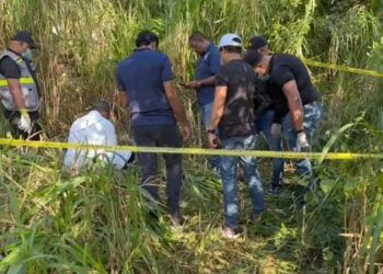Familiares de taxista hallado muerto en Moca exigen justicia