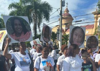 Familias exigen justicia a un año de la tragedia en San Cristóbal