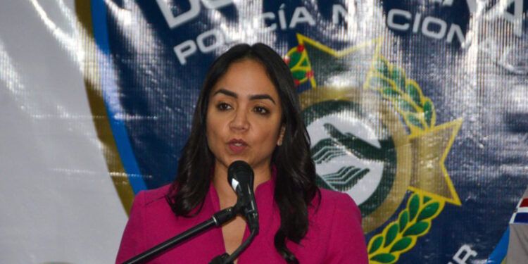 Faride Raful busca que prevalezca la verdad en querellas