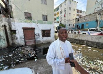 Feligreses de Guachupita protestan en Día de la Virgen por falta de servicios básicos