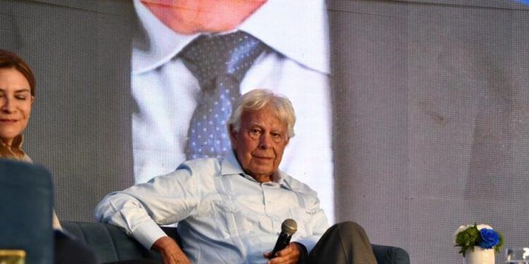 Felipe González: RD progresa pero enfrenta desafíos
