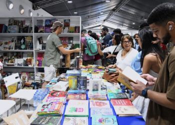 Feria del Libro cierra con éxito y gran participación familiar