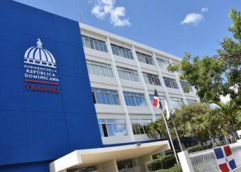 Feriado por el Día de la Constitución se trasladará al lunes 10 de noviembre
