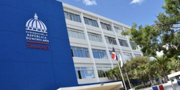 Feriado por el Día de la Constitución se trasladará al lunes 10 de noviembre