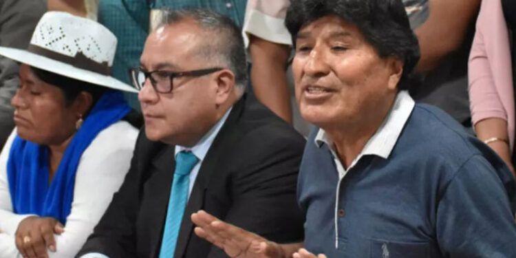 Fiscalía cita a Evo Morales por presunto abuso de menor en Bolivia