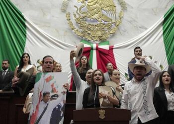Fiscalía identifica a menor como presunto asesino del alcalde de Uruapan