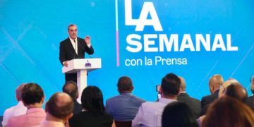 Foto del presidente de la República Dominicana Luis Abinader, durante su comparesencia en La Semana con la Prensa-Noticias N24H