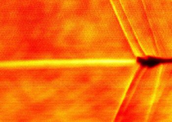 Fotografía de la NASA capta la ruptura de la barrera del sonido