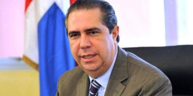 Francisco Javier anuncia aspiraciones presidenciales para 2028
