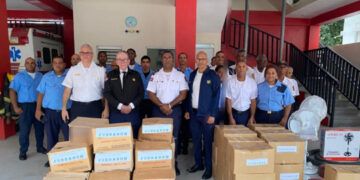 Fundación entrega ayuda a bomberos en el noroeste