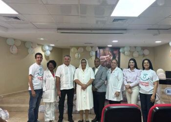 Fundación Sonrisa de Ángel entrega 252 kits a bebés prematuros