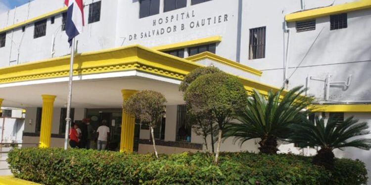 Gautier realiza primera trombólisis intravenosa en paciente con ACV en hospital público