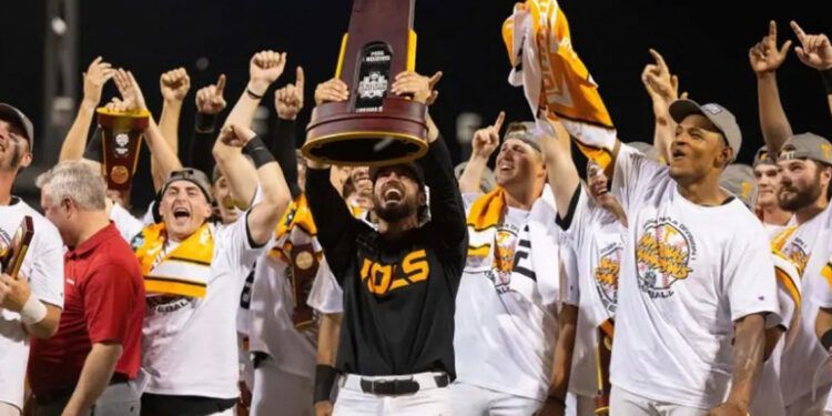 Gigantes de San Francisco contratan a Tony Vitello como su nuevo mánager
