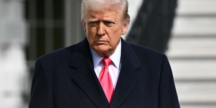 Gobierno controlará preguntas a Trump con nuevas reglas