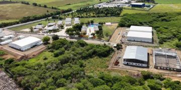 Gobierno destina fondos para naves industriales en San Juan
