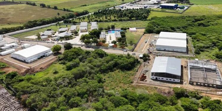 Gobierno destina fondos para naves industriales en San Juan