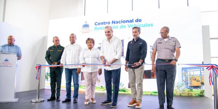 Gobierno inaugura centro de retención vehicular en Pedro Brand