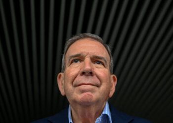 González denuncia coacciones para reconocer triunfo de Maduro a cambio de salir de Venezuela
