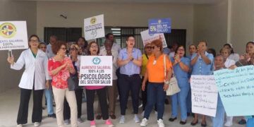 Gremios de enfermería anuncian protestas por incentivos laborales