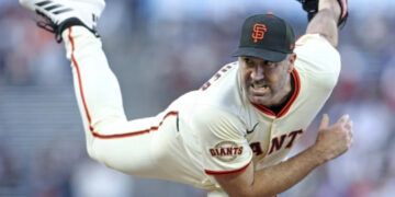 Guardianes vencen 4-2 a Gigantes y mantienen a Verlander sin victorias