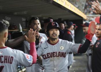 Guardianes vencen a Tigres 7-5 en entradas extra