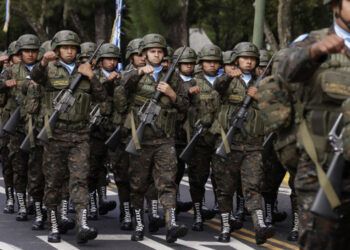 Guatemala comprará armas tras levantamiento de embargo