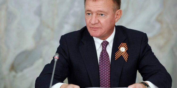 Hallan muerto al exministro ruso Román Starovoit tras ser destituido por Putin