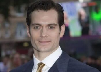Henry Cavill se lesiona y retrasa rodaje del remake de Los inmortales