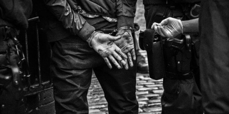 Hermanos matan a su padre por pensión de viudedad